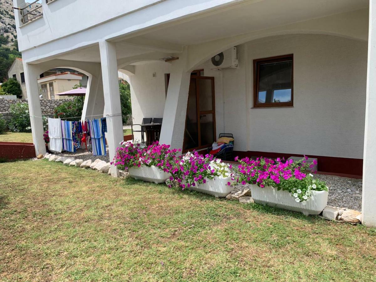Vila Tesmija Baška Exterior foto